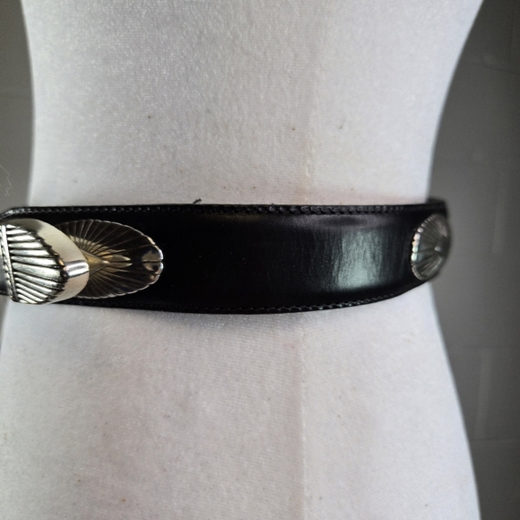 Vtg Brighton Onyx Calypso Black leather southwestern concho Belt main image 9